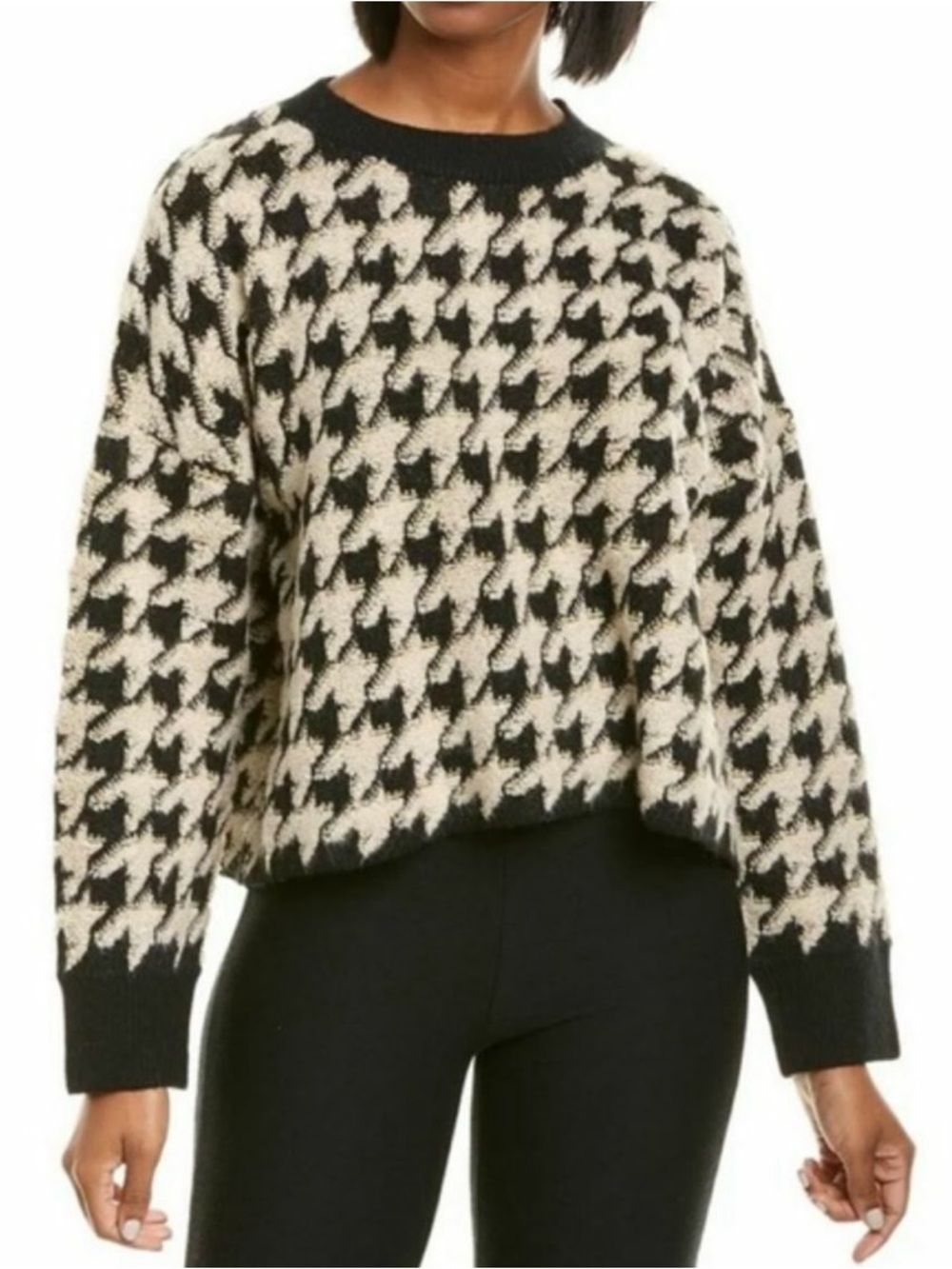 Max Studio Black and Cream Houndstooth Crewneck Sweater